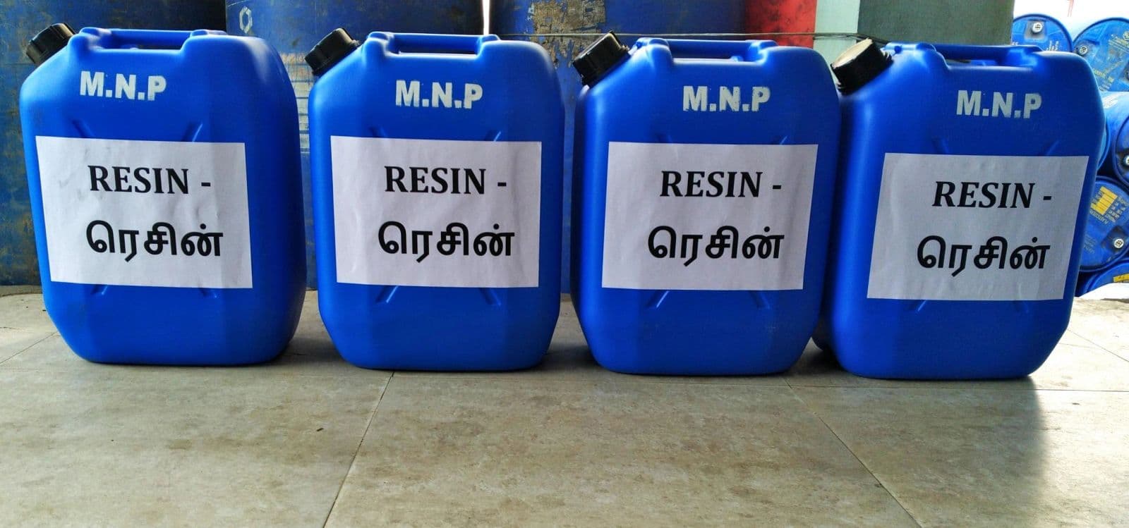 MNP resin containers photographed by the manufacturer