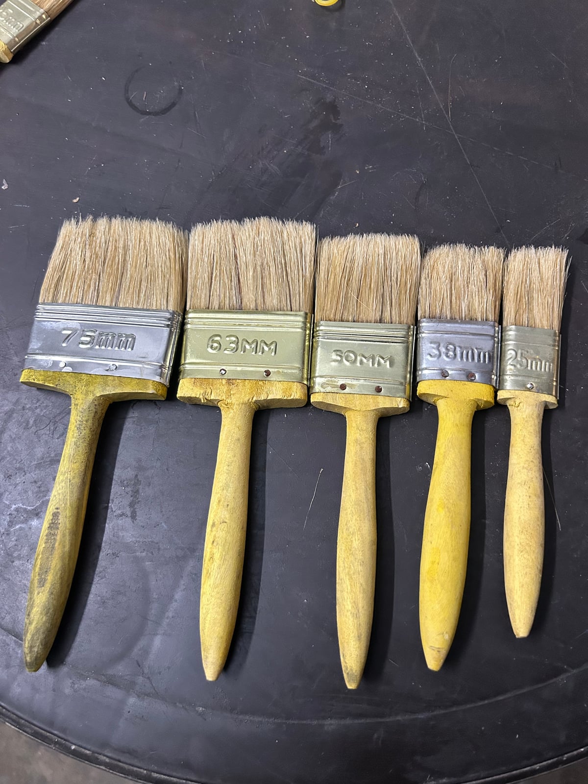 FRP Brushes   Tabletop 07