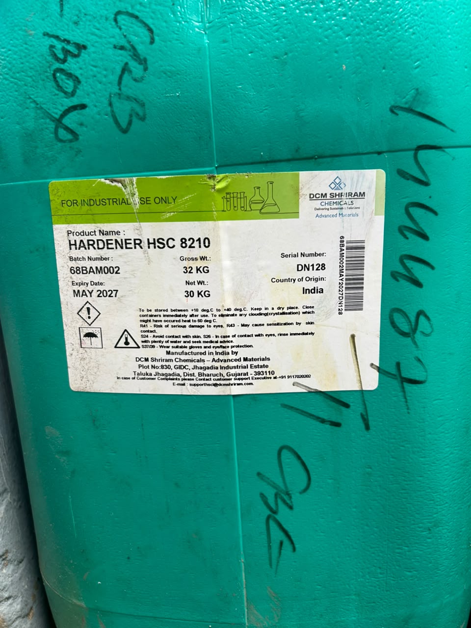 HSC 8210 Epoxy Hardener — manufacturer-labelled container