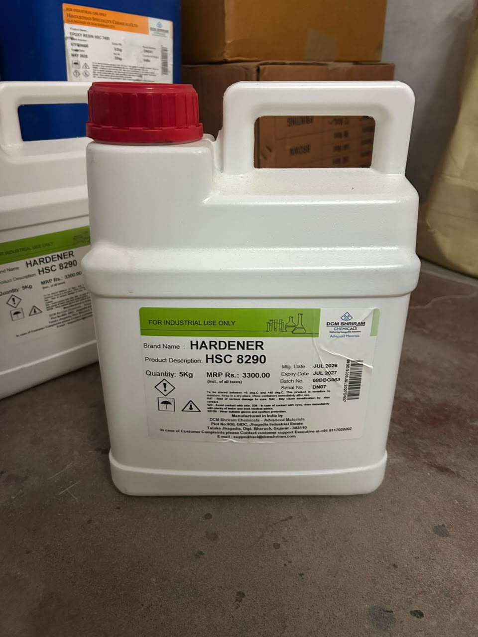 HSC 8290 Epoxy Hardener — manufacturer-labelled container